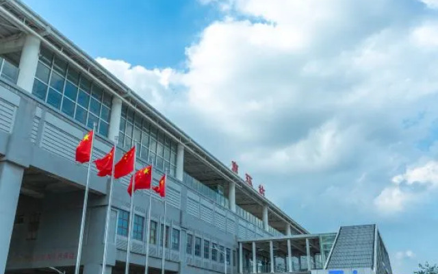 Shanshui S Hotel (Huizhou Zhongkai Hui Huan Store)