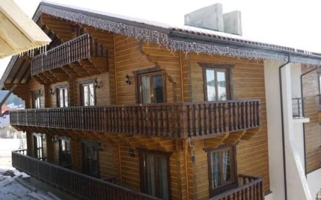 Hotel Plus