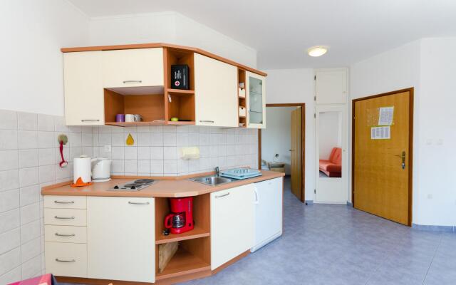 Apartments Ruzica M in Lopar - island Rab