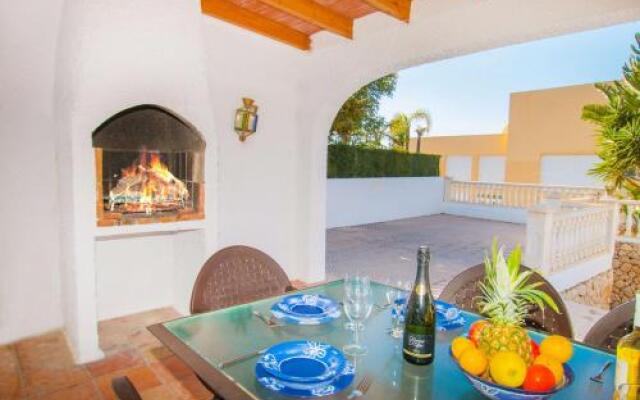 Villa Ibiza - Plusholidays