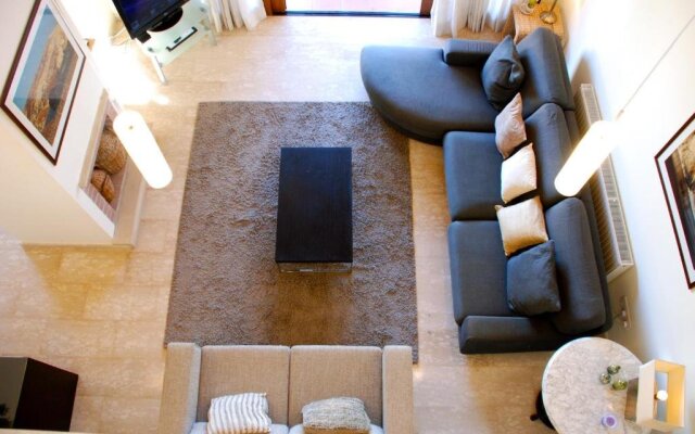 3 BR Villa Limni