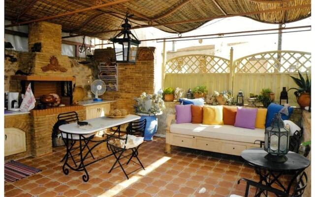 KH Traditional House