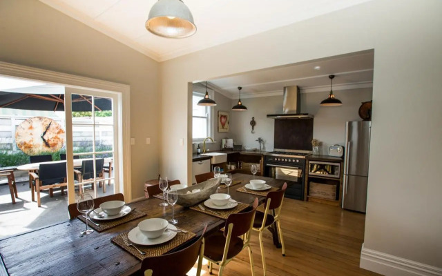 Coghill Cottage