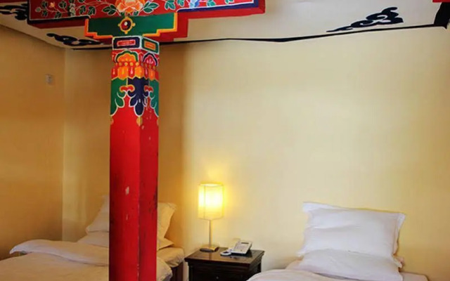 Yabshi Phunkhang Heritage Hotel