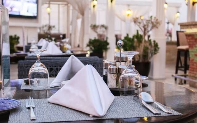 Ramada Hotel And Suites Amwaj Islands