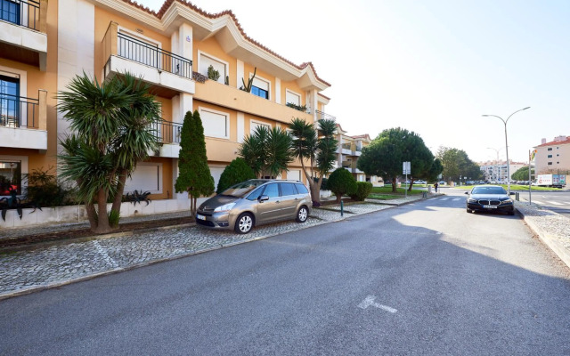 Carcavelos Apartment