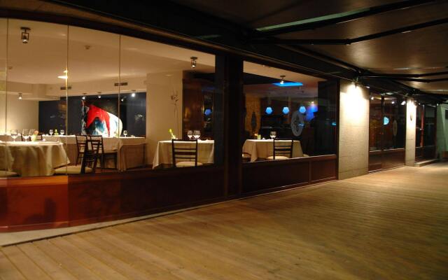 Hotel & Aparthotel Cosmos