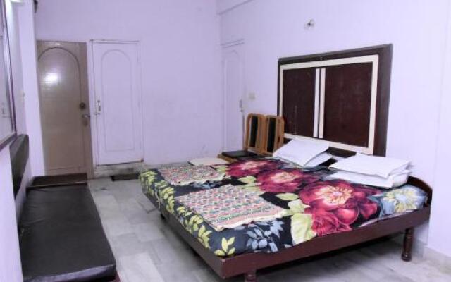 Vandana Hotel