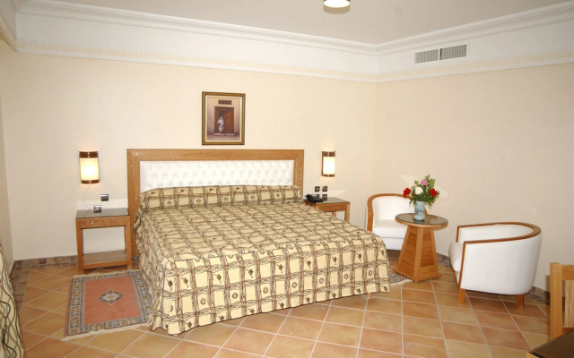 Hotel Menzeh Dalia