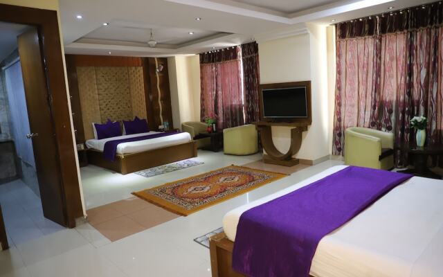 Hotel Raj Mandir