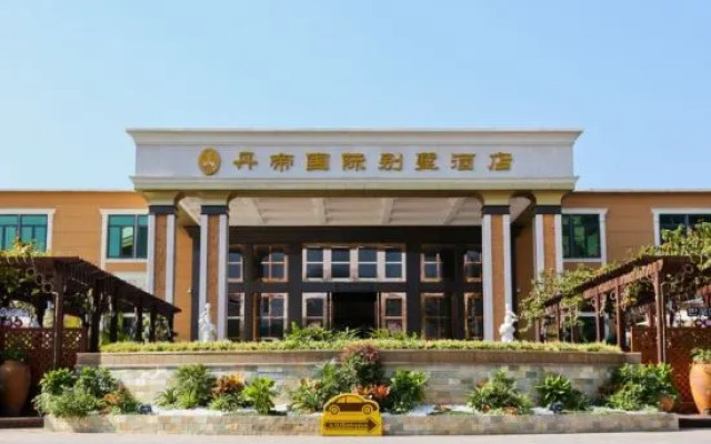 Dandi International Villa Hotel