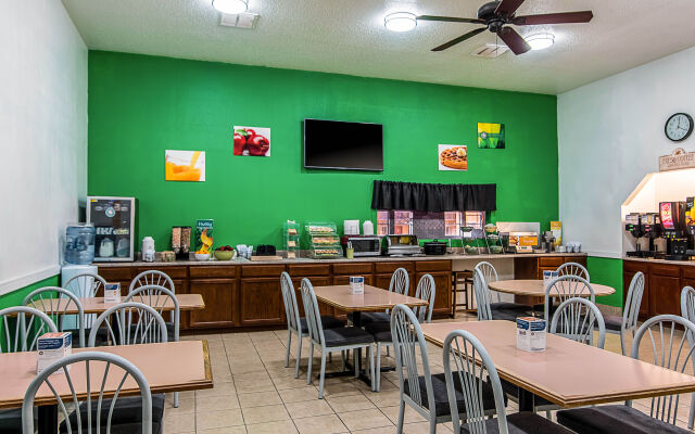Comfort Inn and Suites Pittsburg