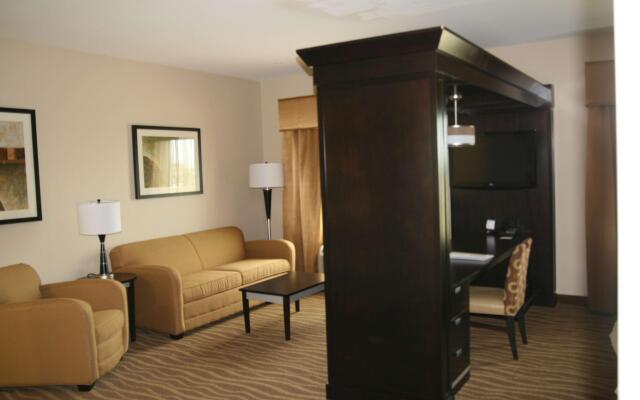 Hampton Inn & Suites Cleburne