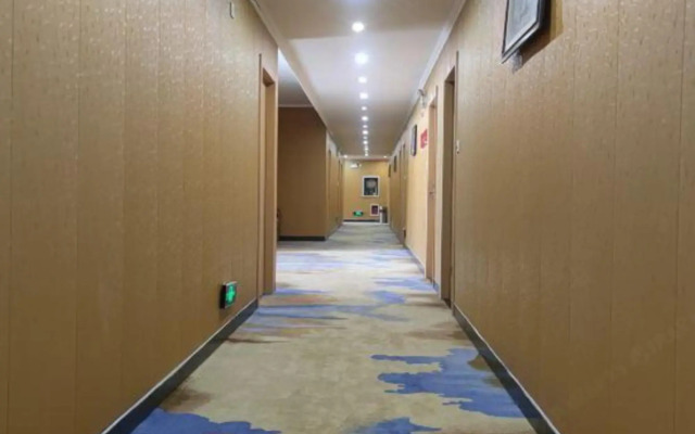 Yisu Qingju Hotel (Ningbo Lianfeng Middle Road store)