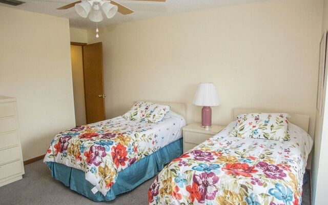 Claremont Holiday Home