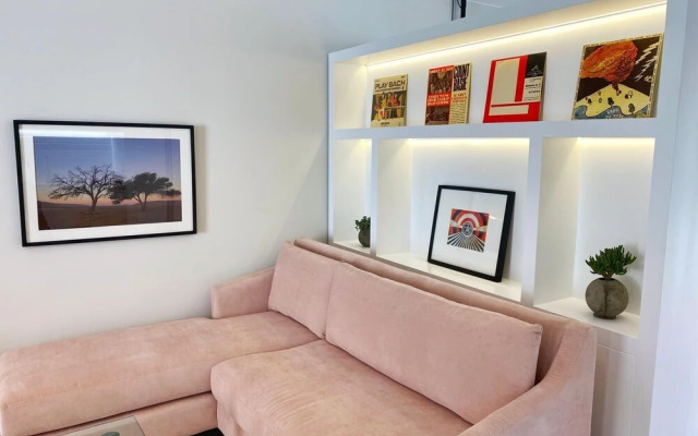 Open-space Modern 1BR