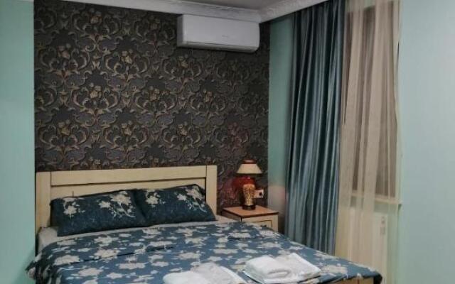 Orange Inn