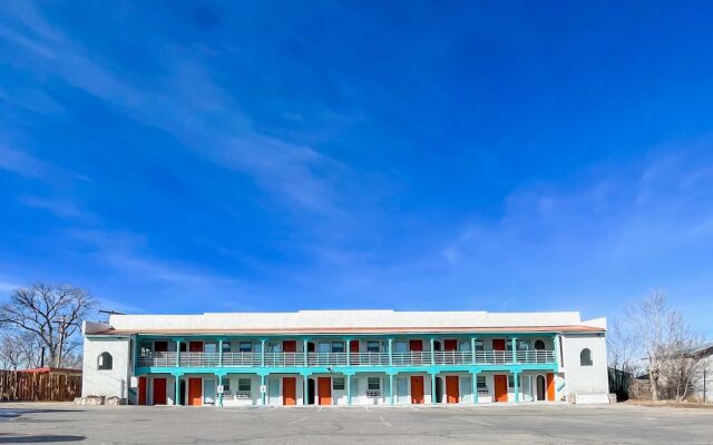 Taos Motel