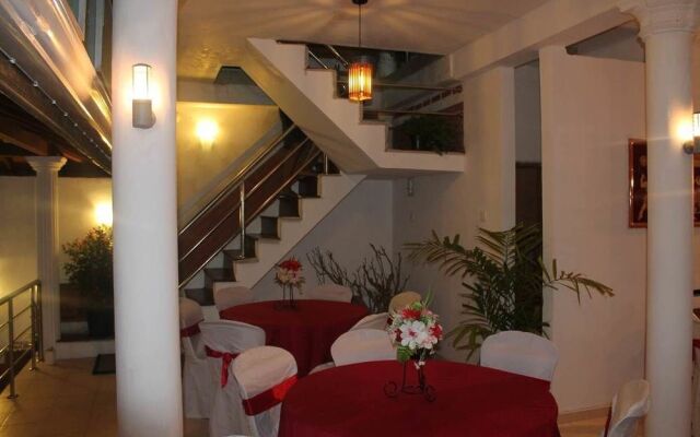 Aloy's Residence
