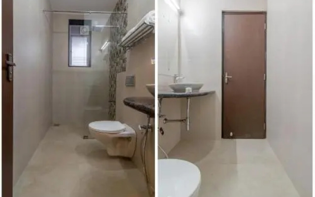 Hotel De Alcazar by OYO Rooms