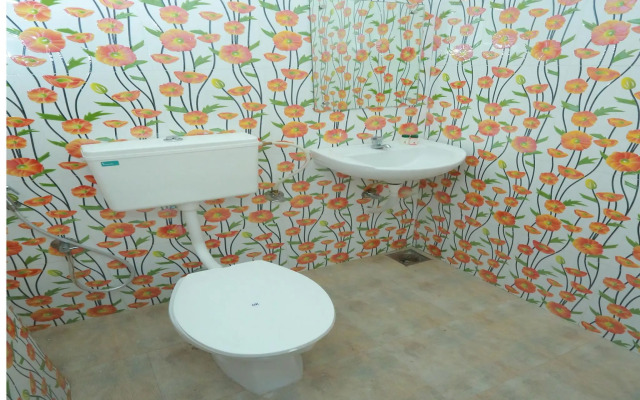 OYO 10278 Hotel Caprice Residency