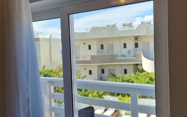 Eloque Simple living space