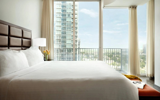 Twelve Downtown, Autograph Collection