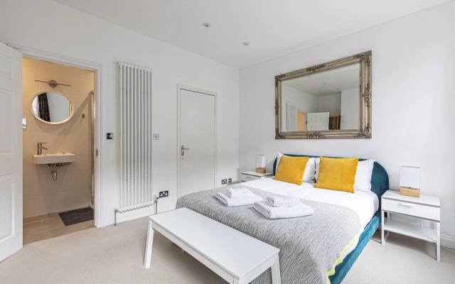 Lovely 2-bed Flat in Whitechapel, East London