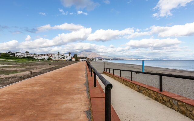 Pleasant Holiday Home in Estepona With Swimming Pool