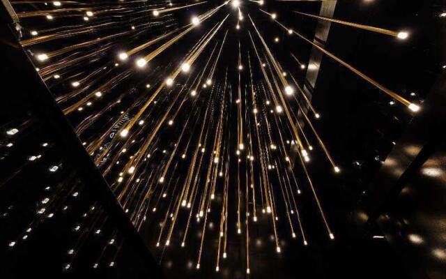 Twinkle Hotel