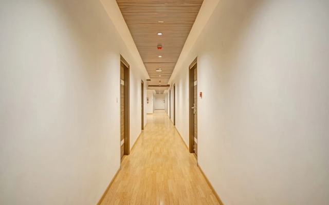 Upar Hotels - T Nagar