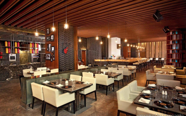 Holiday Inn New Delhi Mayur Vihar Noida by IHG