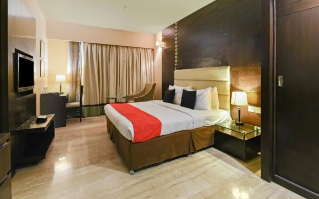 Golf View by OYO Rooms