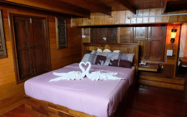 Klong Suan Plu Resort