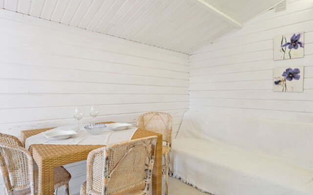 Charming Bungalow in Oliva With Swimming Pool