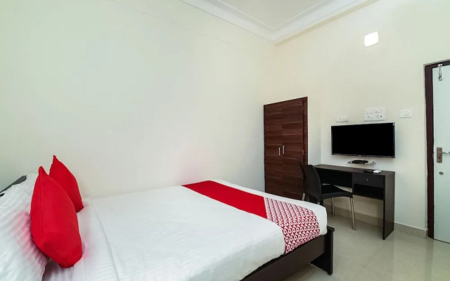 OYO Flagship 25071 Opp Amulya Hospital