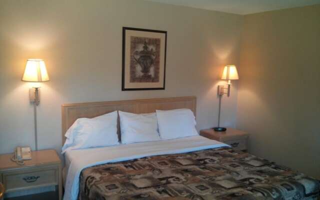 Guest Lodge Pageland