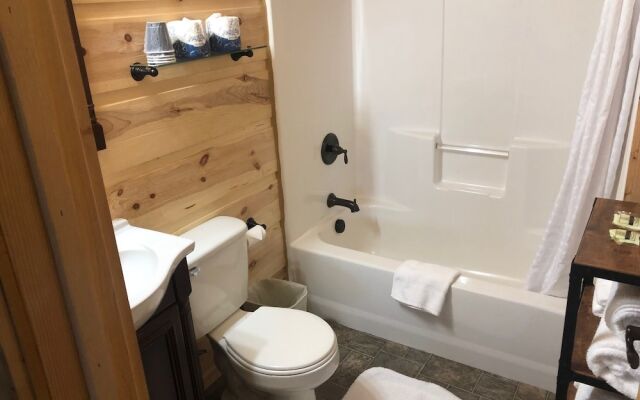 The Roosevelt Hotel - Yellowstone