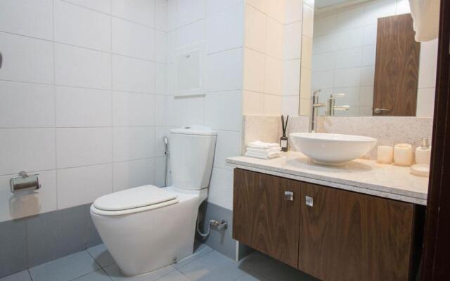 Executive Bay Tower B