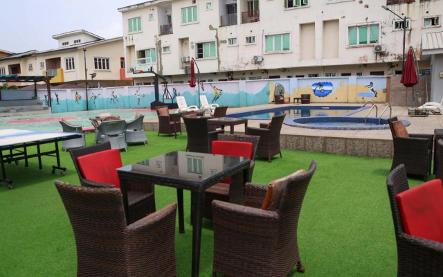 Bol Lodge And Apartment