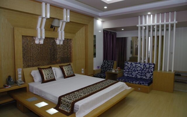 Nam Phong Hotel