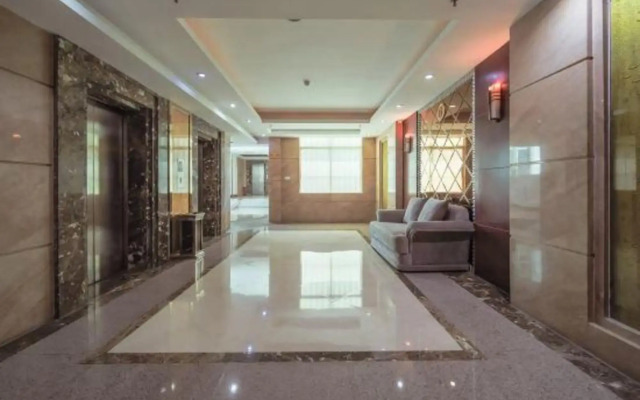 Riverside Golden Hotel