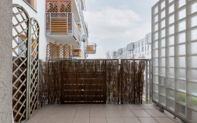 Apartment Polkowska Warsaw by Renters