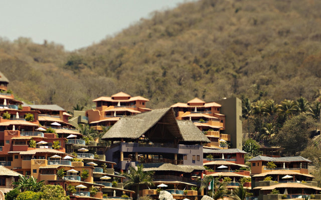 Hilton Grand Vacations Club Zihuatanejo