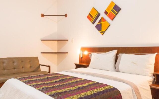 Hotel Catama Inn