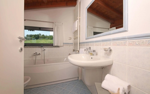 Villa Girasole in Polpenazze del Garda