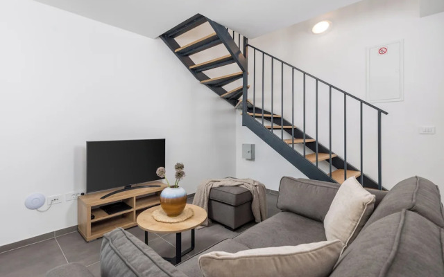 Holiday Homes Oštro