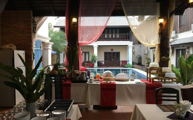 Le Vang Bua Villa