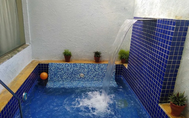 Vraksh Resort