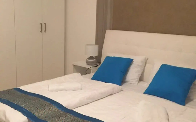 Corvin Rose Apartment Hotel